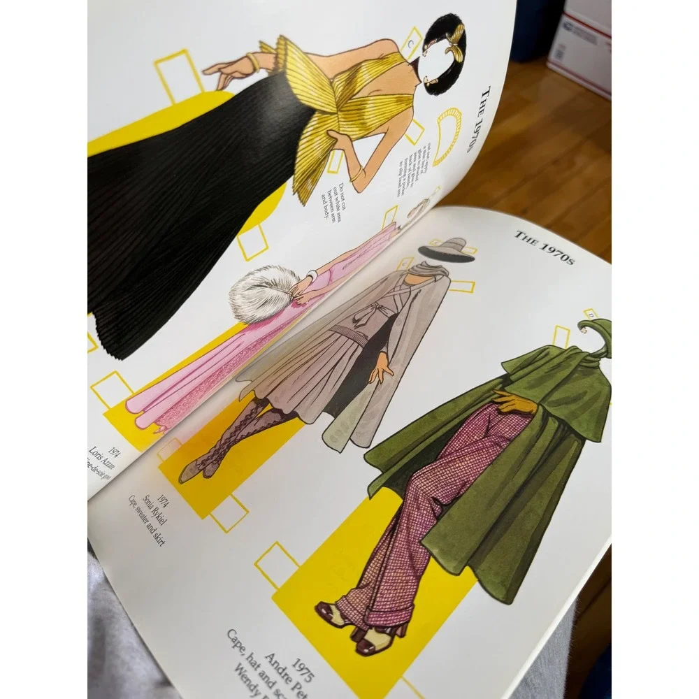Fashion‎ Parade Paper Dolls: 4 Decades of Great Designs 1960 to 2000 Tom Tierney